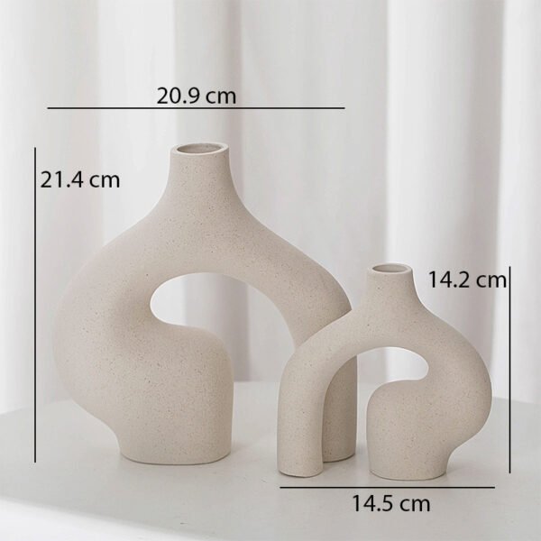 2 Legs ceramic vase