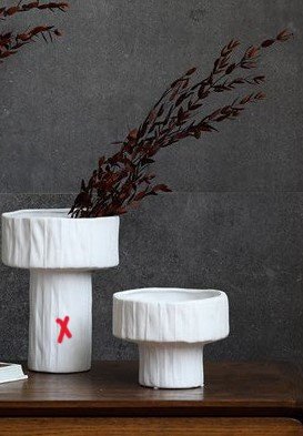 Ceramic vase matte white