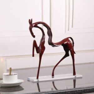 Red Skinny horse