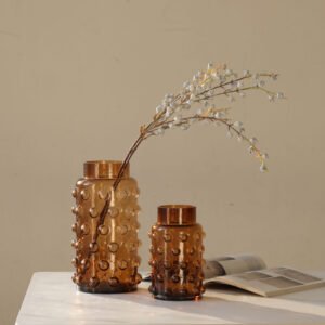 5Z3A0878 - Copy Amber glass vases
