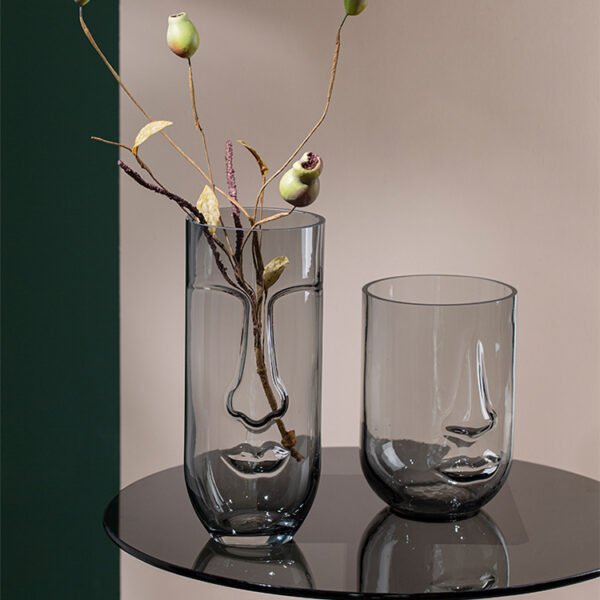 Face vases set