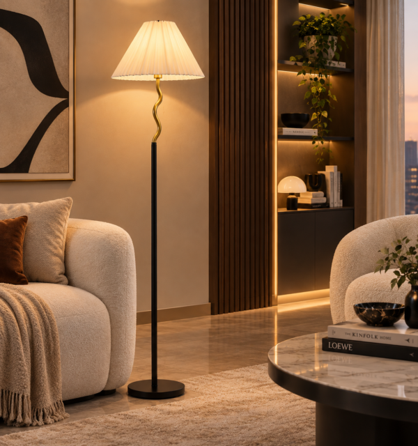 Modern floor light with zigzag head